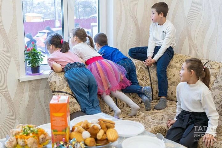 Доступ к соцконтрактам многодетных семей и участников СВО хотят расширить в РТ