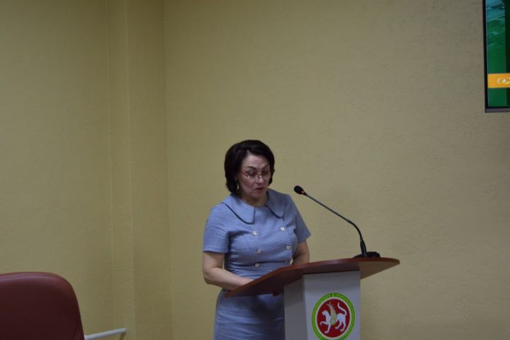 Как оградить молодежь от сомнительных онлайн-группировок?