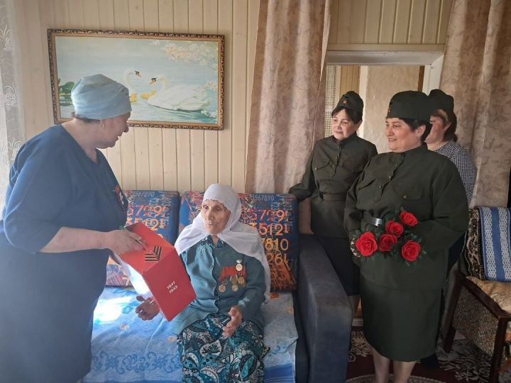 Визит к ветерану тыла