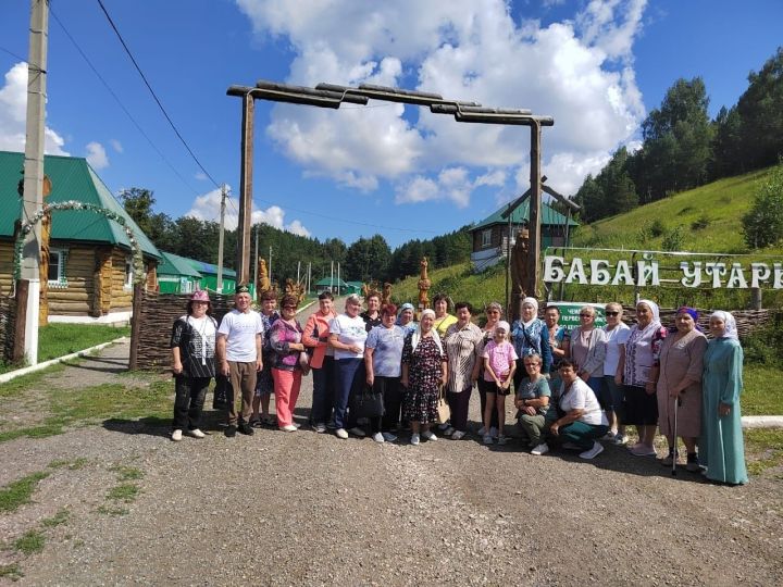 Волонтеры посетили этнографический комплекс