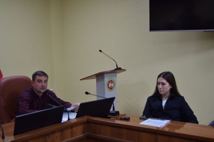 Комендантский час для подростков в действии