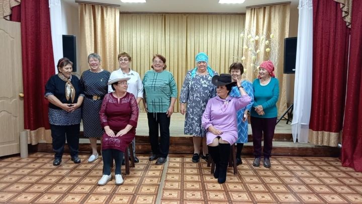 Тёплый праздник для старшего поколения в сельском доме культуры