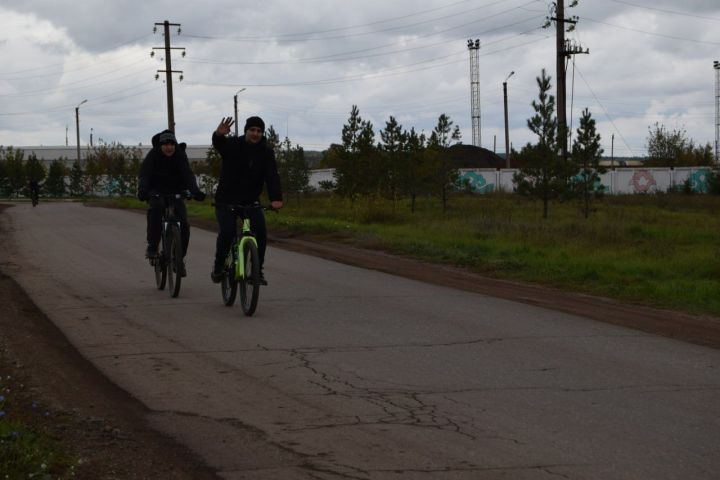 Уруссу: на велосипеде – за мир и дружбу!