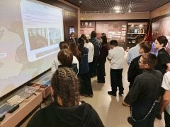 Урок истории среди экспонатов