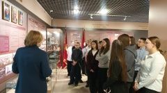 Урок истории среди экспонатов