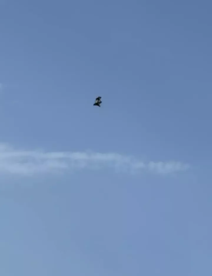 В Уфе дроны атаковали нефтезаводы и жилой дом