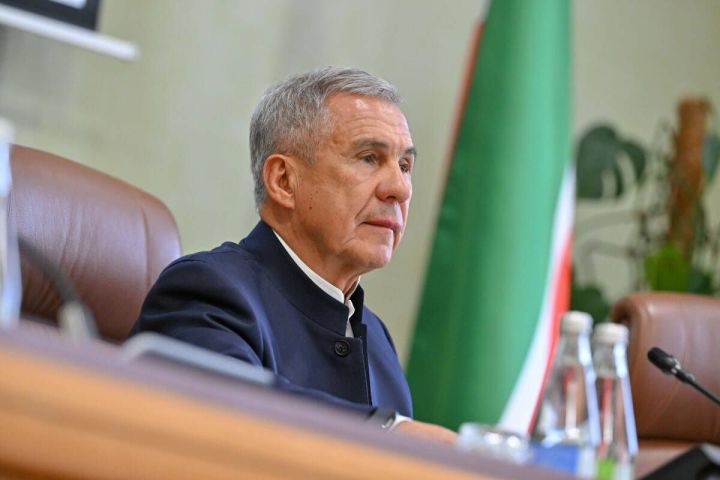 Рустам Минниханов поручил обеспечить высокий уровень проведения мероприятий ко Дню Победы в Татарстане