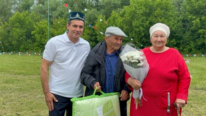 Жители села Яссы-Тугай  отметили окончание весенне-полевых работ