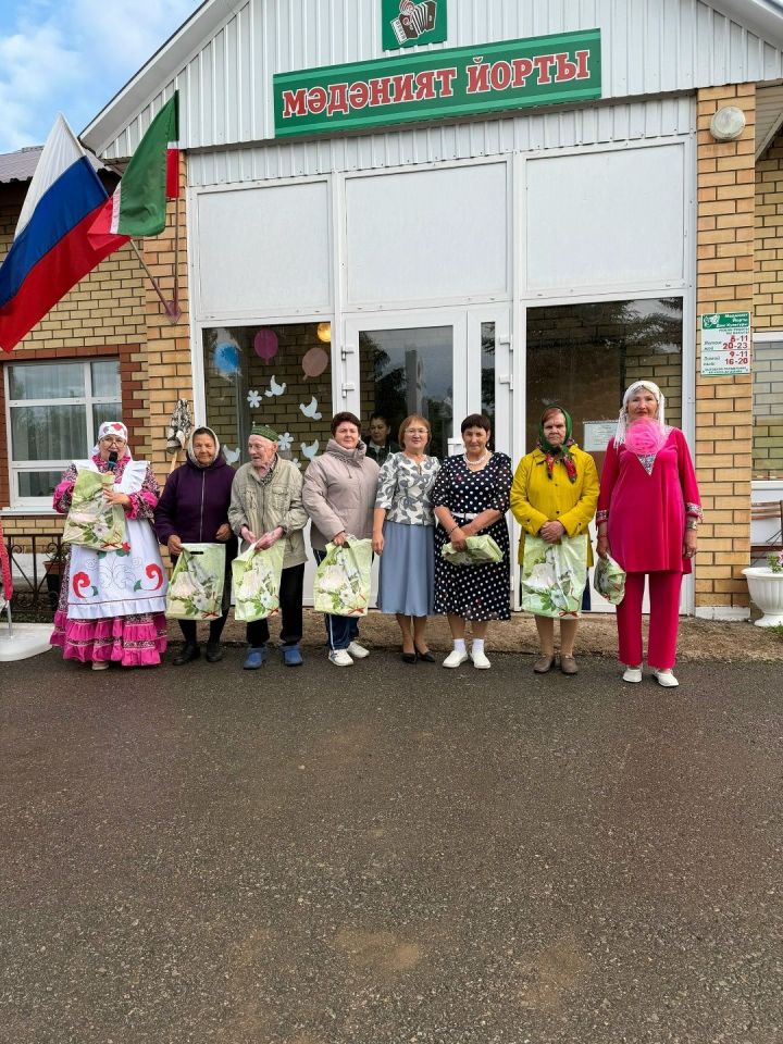 Традиции живут в сердцах: народное гуляние «Кичке жыен»