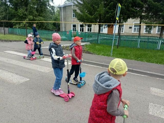 Безопасность на дороге — с малых лет