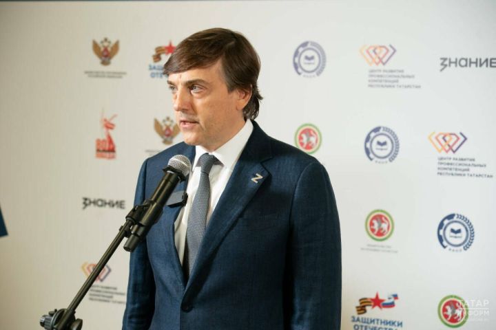 Президентский указ закрепил особый статус учителя и дал старт молодым педагогам