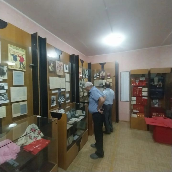 Выпускники Каракашлинской школы собрались спустя 55 лет