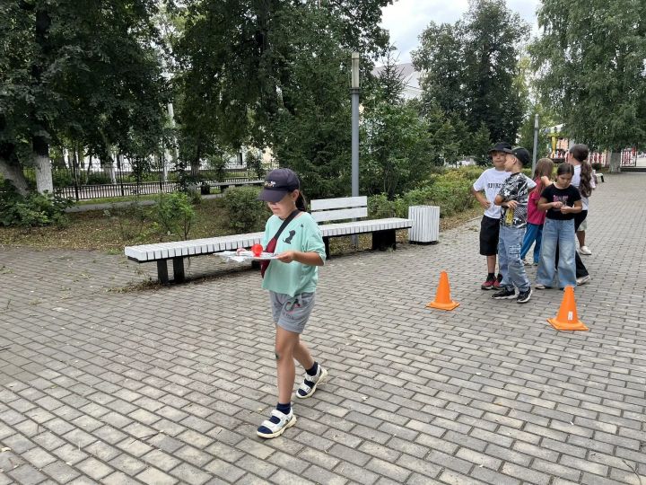 Соревнуемся умом и мячом