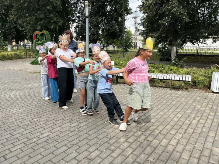 Соревнуемся умом и мячом