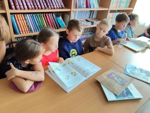 Культурный диалог: познавая многообразие России в стенах Ютазинской библиотеки