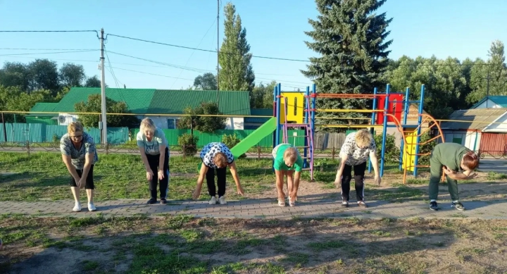Бодрость духа и гибкость тела: в Подгорновском СДК прошел «Час гимнастики»