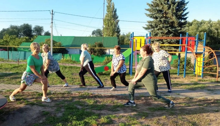 Бодрость духа и гибкость тела: в Подгорновском СДК прошел «Час гимнастики»