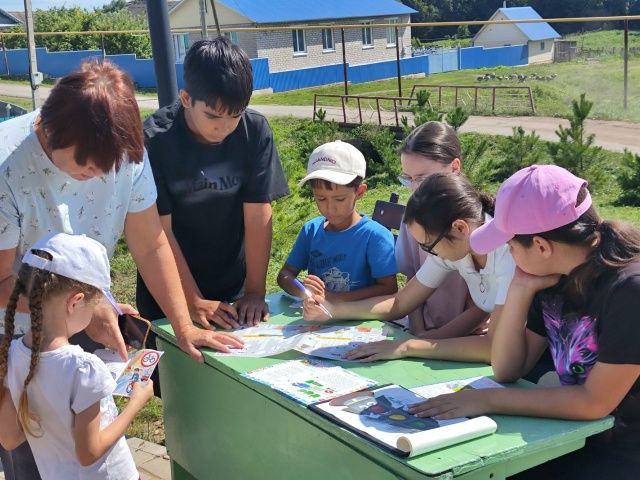 Даже у светофора нет каникул: как в библиотеке напомнили о правилах жизни