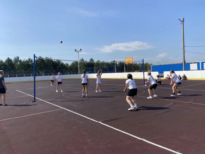 Праздник спорта на стадионе «Энергия»: День физкультурника в деле!