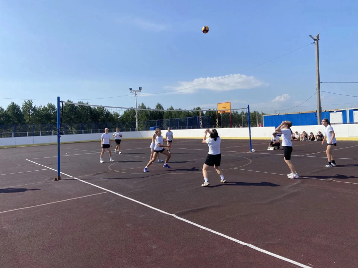 Праздник спорта на стадионе «Энергия»: День физкультурника в деле!